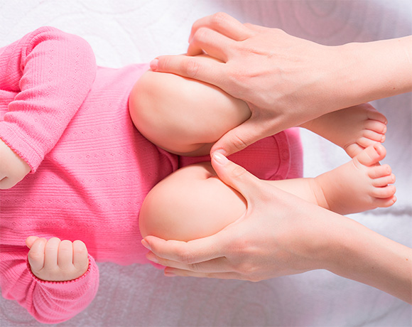 乳幼児の股関節